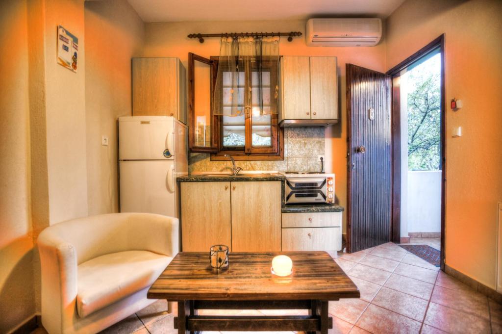 Anna Karra Studios & Apartments Vourvourou Rom bilde